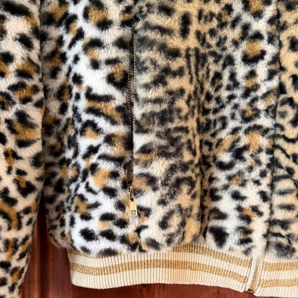 Ashley By 26 International Leopard Print Bomber Jacket - Picture 2 of 3